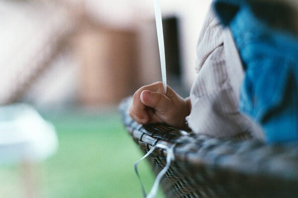 Маленькая рука малыша
