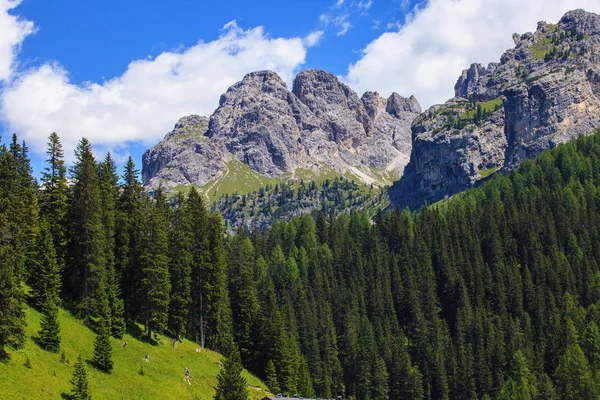 Increíble paisaje en Dolomitas — Foto de Stock