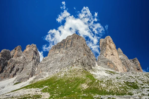 Tre Cime di Lavaredo - Amazing Mountains in Alps — Stock Photo, Image
