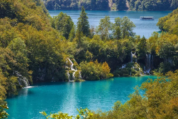 Amazing waterfall in Croatia — Stock Photo, Image