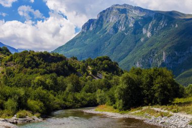 Güzel Vruja Nehri 