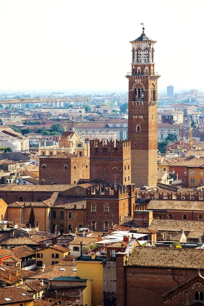 Vogels oog zicht op stad Verona — Stockfoto
