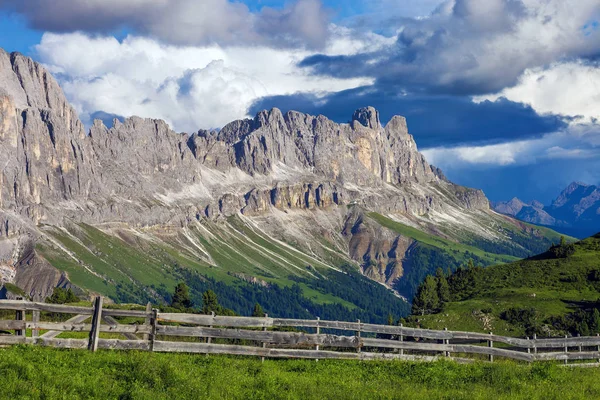 Alpes Dolomitas Incríveis — Fotografia de Stock