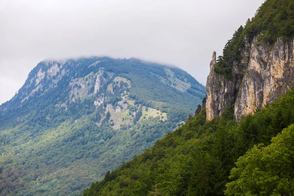 Montagne serene nei Balcani — Foto Stock