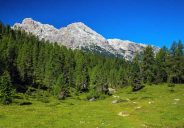 Şaşırtıcı Dolomit Alps