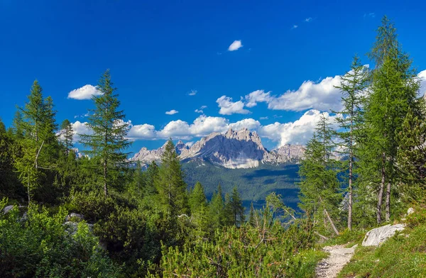 Krásnou Alpy Dolomity — Stock fotografie