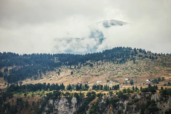놀라운 안개 산 — 스톡 사진