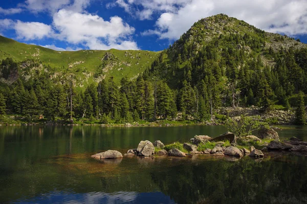 Hermoso lago Hridsko — Foto de Stock