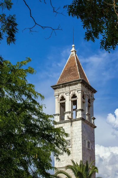 Iglesias Centro Histórico Ciudad Trogir Croacia —  Fotos de Stock