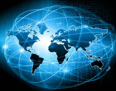 Dünya Haritası üzerinde teknolojik bir arka plan, parlak çizgiler semboller Internet, radyo, televizyon, telefon ve uydu iletişim.
