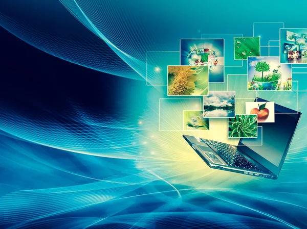 Υπολογιστή κινητικότητας, επικοινωνίας με το internet και σύννεφο υπολογιστών έννοια: laptop με σύννεφο χρώματος εικονίδια εφαρμογών — Φωτογραφία Αρχείου