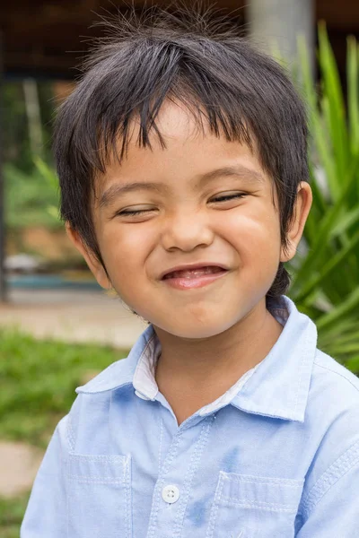 Asiatische thai kleine junge — Stockfoto