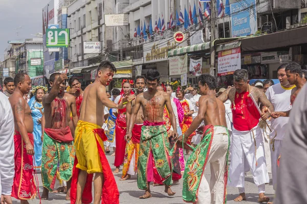 Partecipano devoti taoisti — Foto Stock