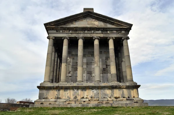 The pagan temple of the sun in Armenia. — Stock Photo, Image