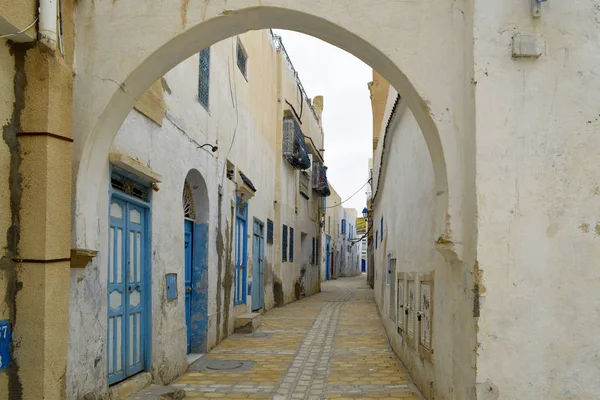 Medina in der Stadt Kairouan in Tunesien. — Stockfoto