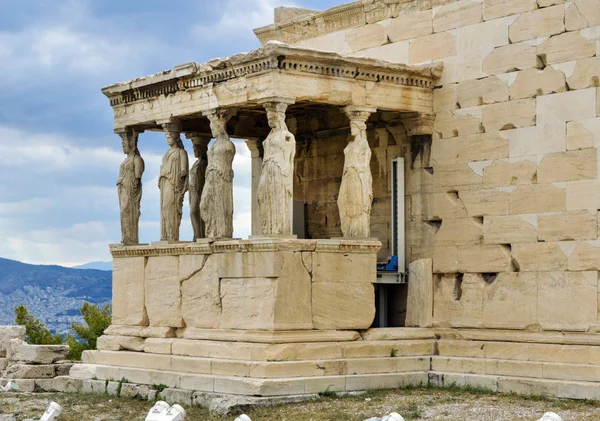 Портик Кариатид на Акрополисе в Афинах . — стоковое фото