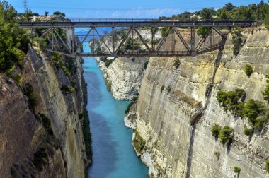 Yunanistan'da Korint kanalı.