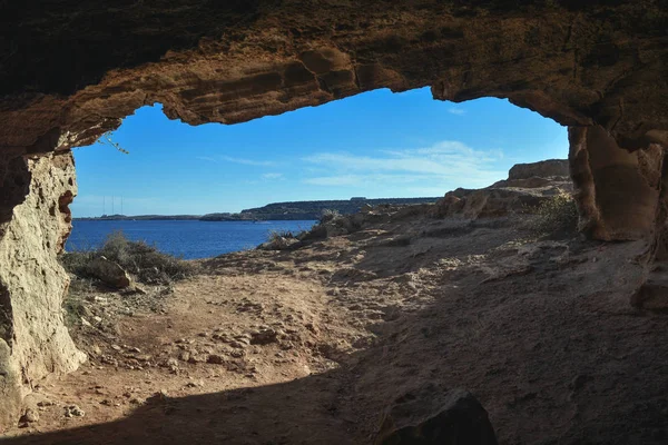 从塞浦路斯Cyclops洞穴俯瞰Konnos湾 — 图库照片