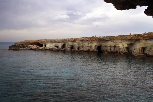 Hermosa Vista Las Cuevas Marinas Costa Del Cabo Greco Chipre —  Fotos de Stock