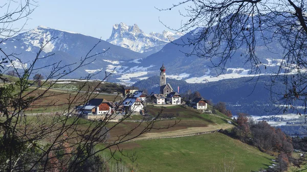 Bela Paisagem Sul Tirol Com Vista Para Dolomitas Aldeia — Fotografia de Stock