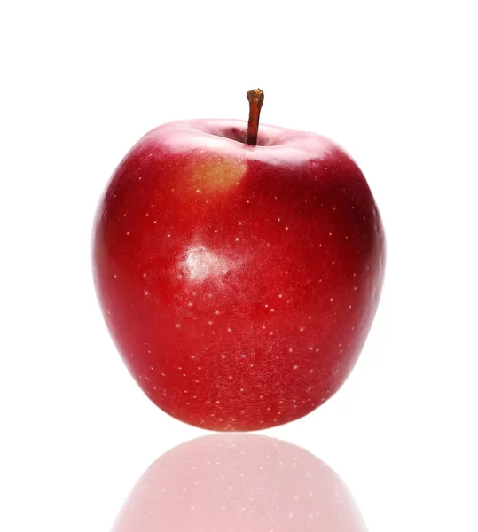 红苹果上白色背景，乔纳森孤立 — 图库照片