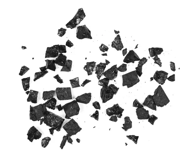 Stapelzwarte steenkool geïsoleerd op witte achtergrond — Stockfoto