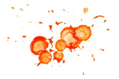 Beyaz arka plan üzerinde domates püresi doku izole kırmızı ketçap sıçraması