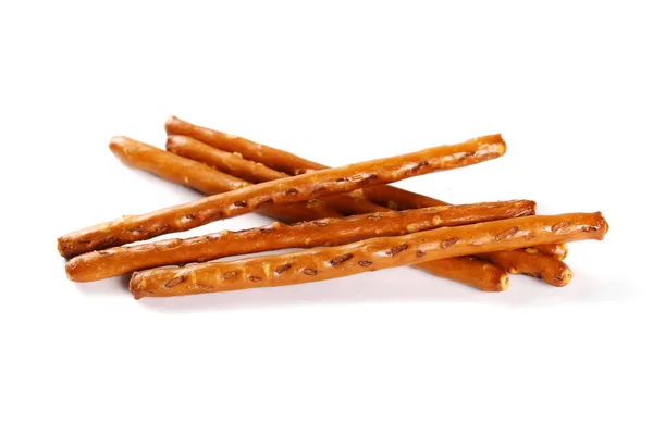 Palitos de pretzel de galleta salada aislados sobre fondo blanco — Foto de Stock