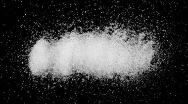 siyah arka plan üzerine izole tuz