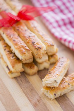 Tuzlu ekmek sopa susam ve keten tohumu yeni Y için hazırlanan