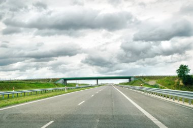 bir otoban görünümü