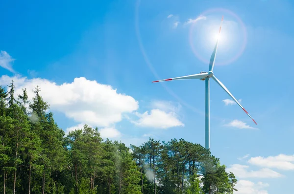 Una turbina eolica — Foto Stock