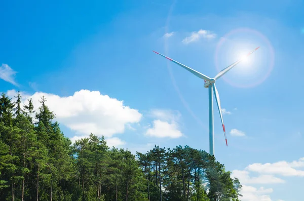 Una turbina eolica — Foto Stock