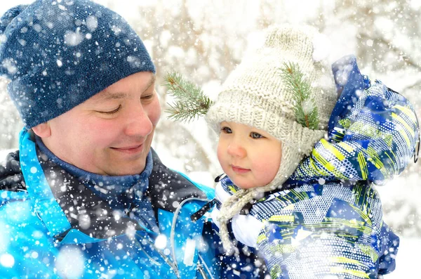 Vater und Baby — Stockfoto