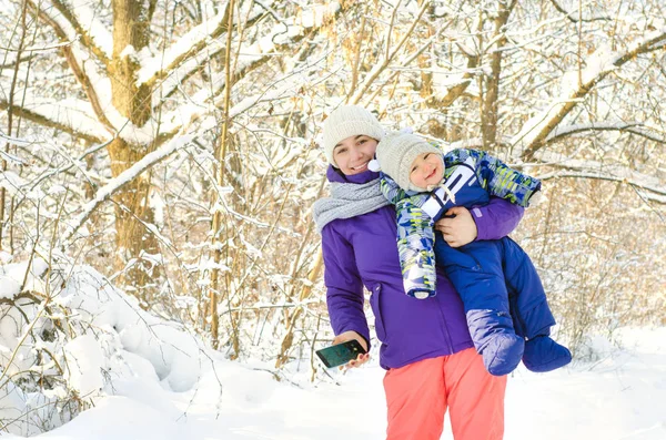 Moeder en baby — Stockfoto