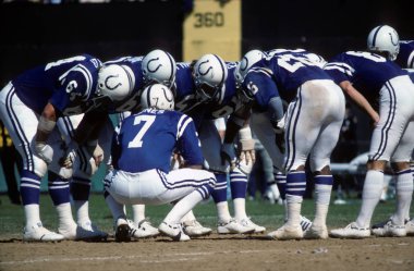 Bert Jones oyun kurucu Baltimore Colts oyun geldi diyorsun.