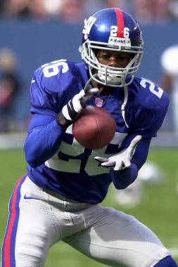 Köşe geri Emmanuel Mcdaniel New York Giants Dallas Cowboys karşı maç öncesi tatbikatlar sırasında bir sorun yapar. Dallas Cowboys bir final skoru tarafından 19-14 10/15/00'yenmek için New York Giants gitti