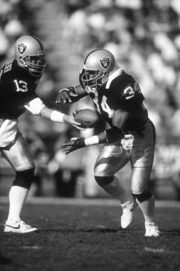 Bo Jackson geri Los Angeles Raiders oyun eylem için