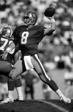 San Francisco 49ers Steve Young oyun kurucusu.