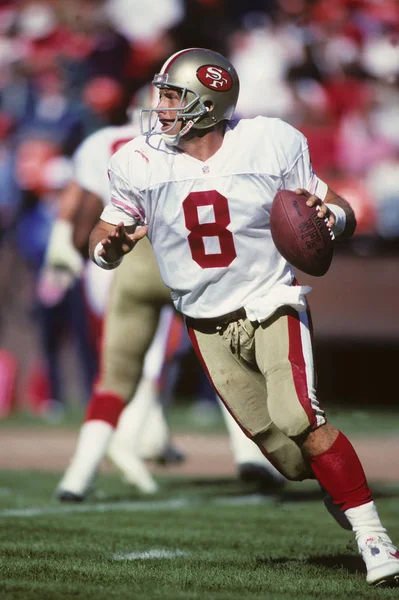 Steve Young Quarterback Für Die San Francisco 49Ers Spielaktion — Stockfoto