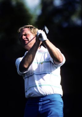 Jack Nicklaus profesyonel golfçü.