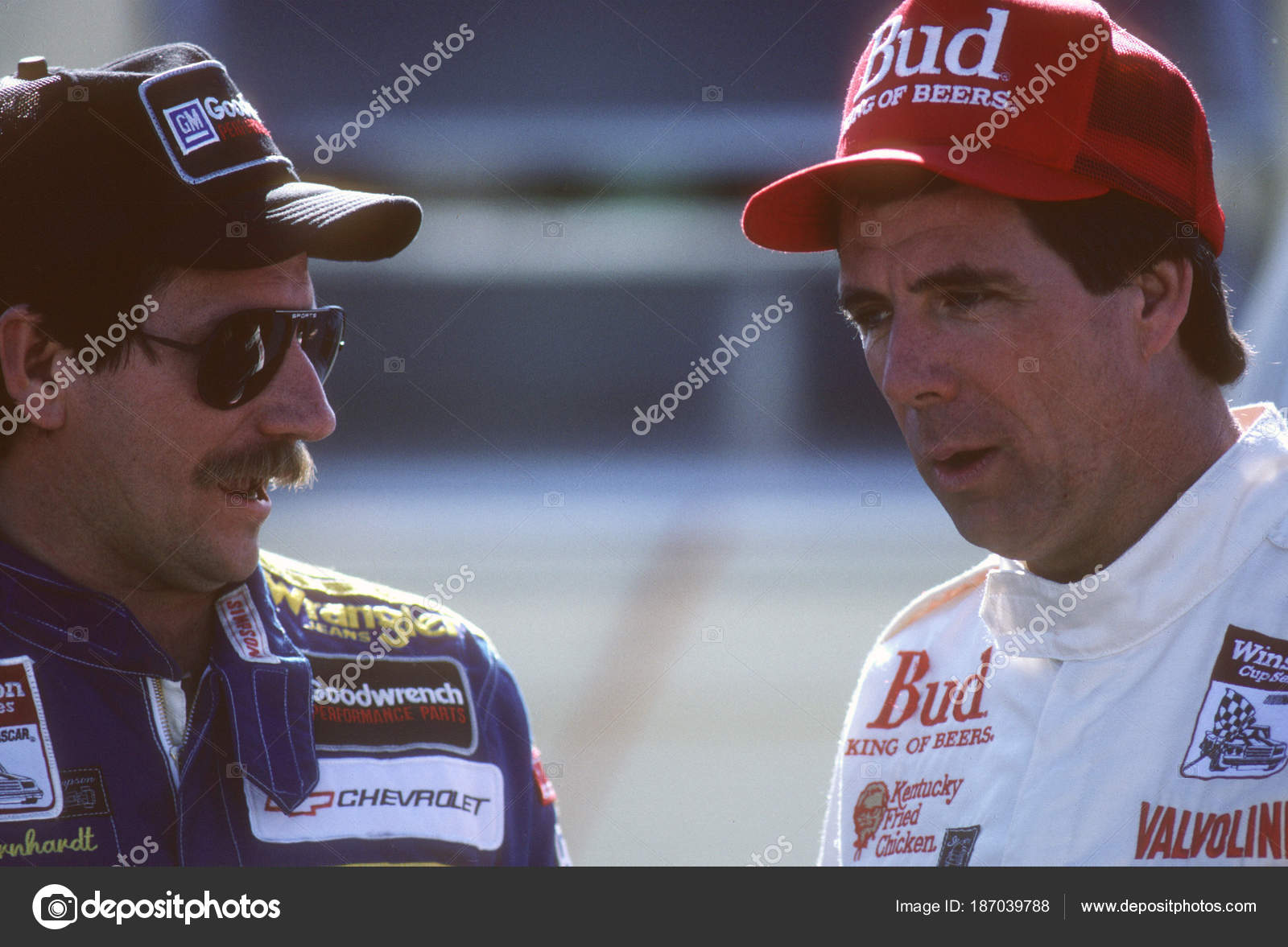 Dale Earnhardt Darrell Waltrip Nascar Drivers — Stock Editorial Photo ©  ProShooter #187039788