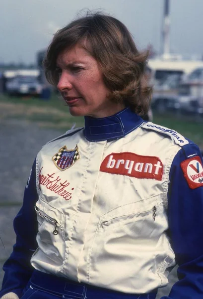 Ganet ガスリー女性 Nascar レースカーのドライバー — ストック写真