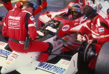  Arie Luyendyk Indy araba sürücüsü 1996