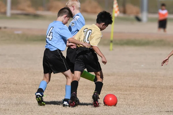 Niños Juego Fútbol Acción Entre Años Edad Parte Suroeste Los — Foto de Stock