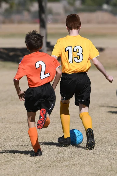 Niños Juego Fútbol Acción Entre Años Edad Parte Suroeste Los — Foto de Stock