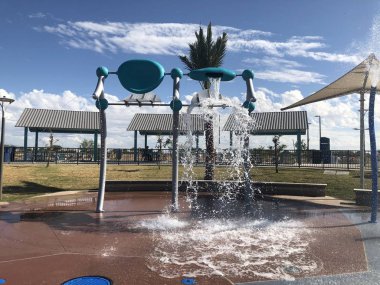 Gilbert, Arizona 'da yeni açılan çocuklar için Aqua park istasyonları.