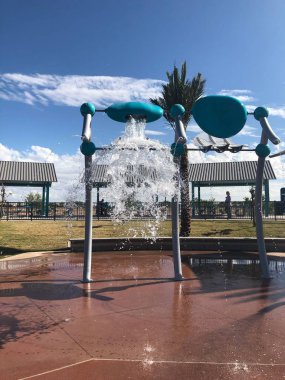 Gilbert, Arizona 'da yeni açılan çocuklar için Aqua park istasyonları.