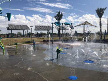 Gilbert, Arizona 'da yeni açılan çocuklar için Aqua park istasyonları.