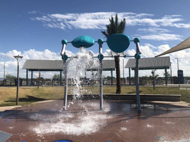 Gilbert, Arizona 'da yeni açılan çocuklar için Aqua park istasyonları.